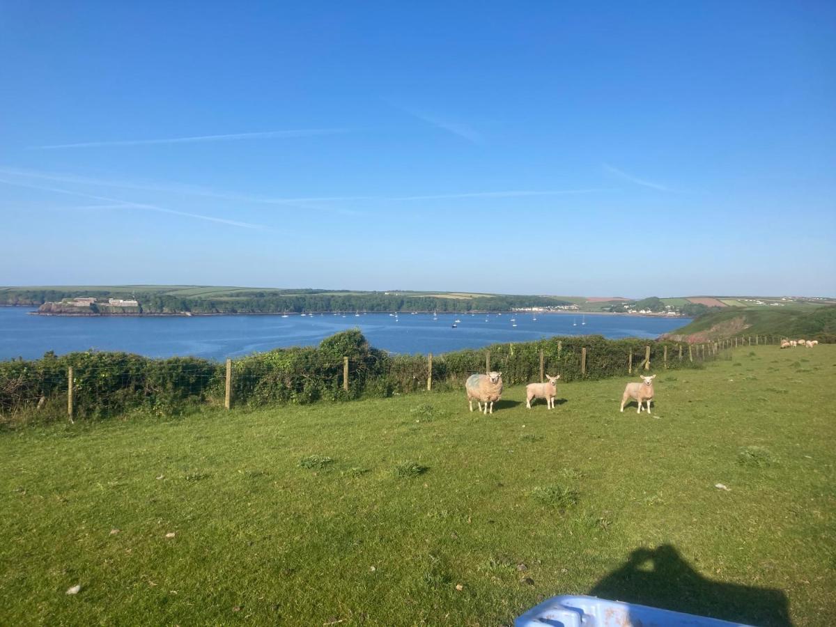 Coast Path Camping Hotell Haverfordwest Eksteriør bilde